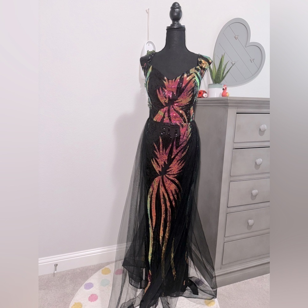 NWOT Off Shoulder Mesh Overlay Sequin Formal Gown